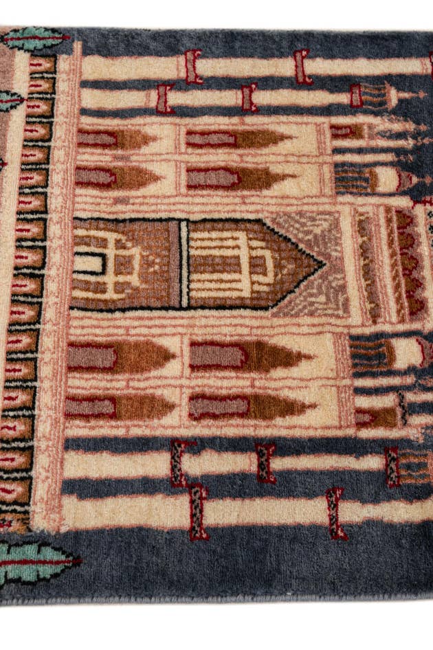 Detail image of 2' 1 x 3' 3 Hand Knotted Lahour Oriental Wool Rug