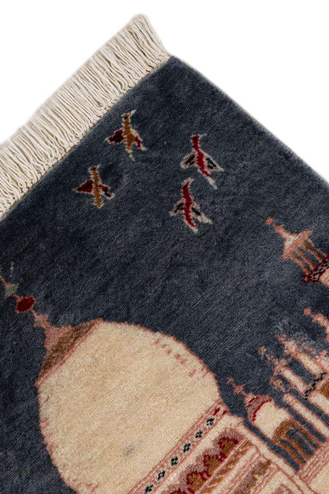 2' 1 x 3' 3 Hand Knotted Lahour Oriental Wool Rug