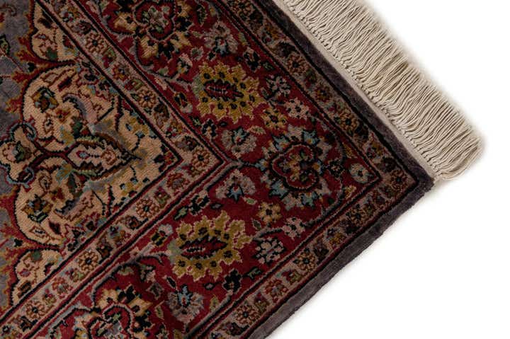 4' x 5' 10 Hand Knotted Lahour Wool Rug