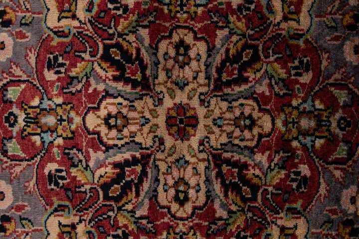 4' x 5' 10 Hand Knotted Lahour Wool Rug