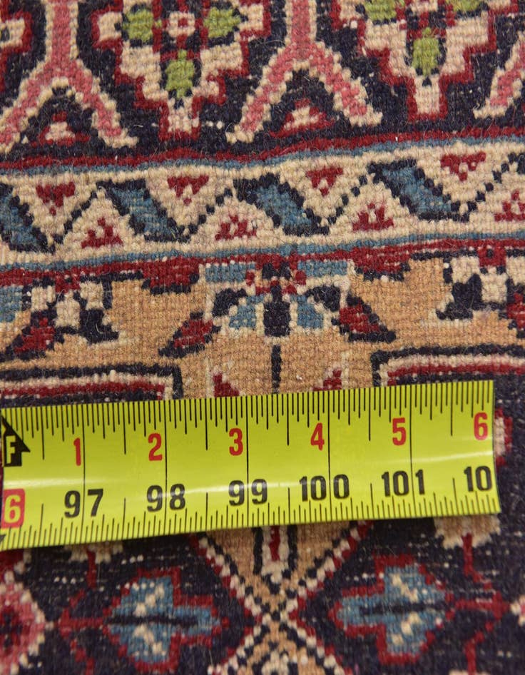 Detail image of 2' 7 x 4' 5  Hand Knotted Lahour Oriental Wool Rug