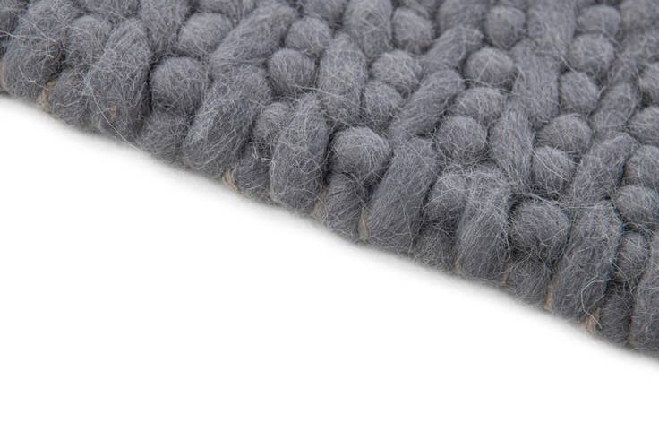 Detail image of 2' 1 x 3' 1 Hand Woven Lana New Zealand Wool Rug