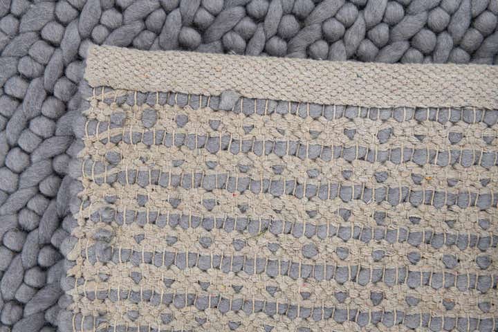 2' x 3' Hand Woven Lana New Zealand Wool Rug