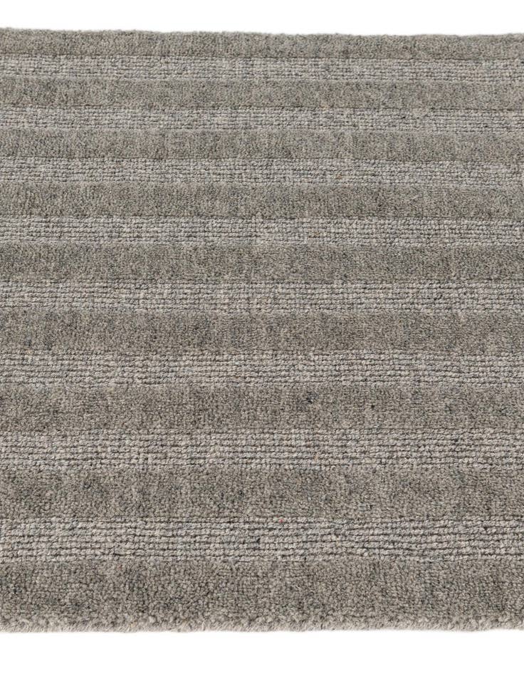 Detail image of 2' 2 x 3' 3 Hand Woven Lana New Zealand Wool Rug