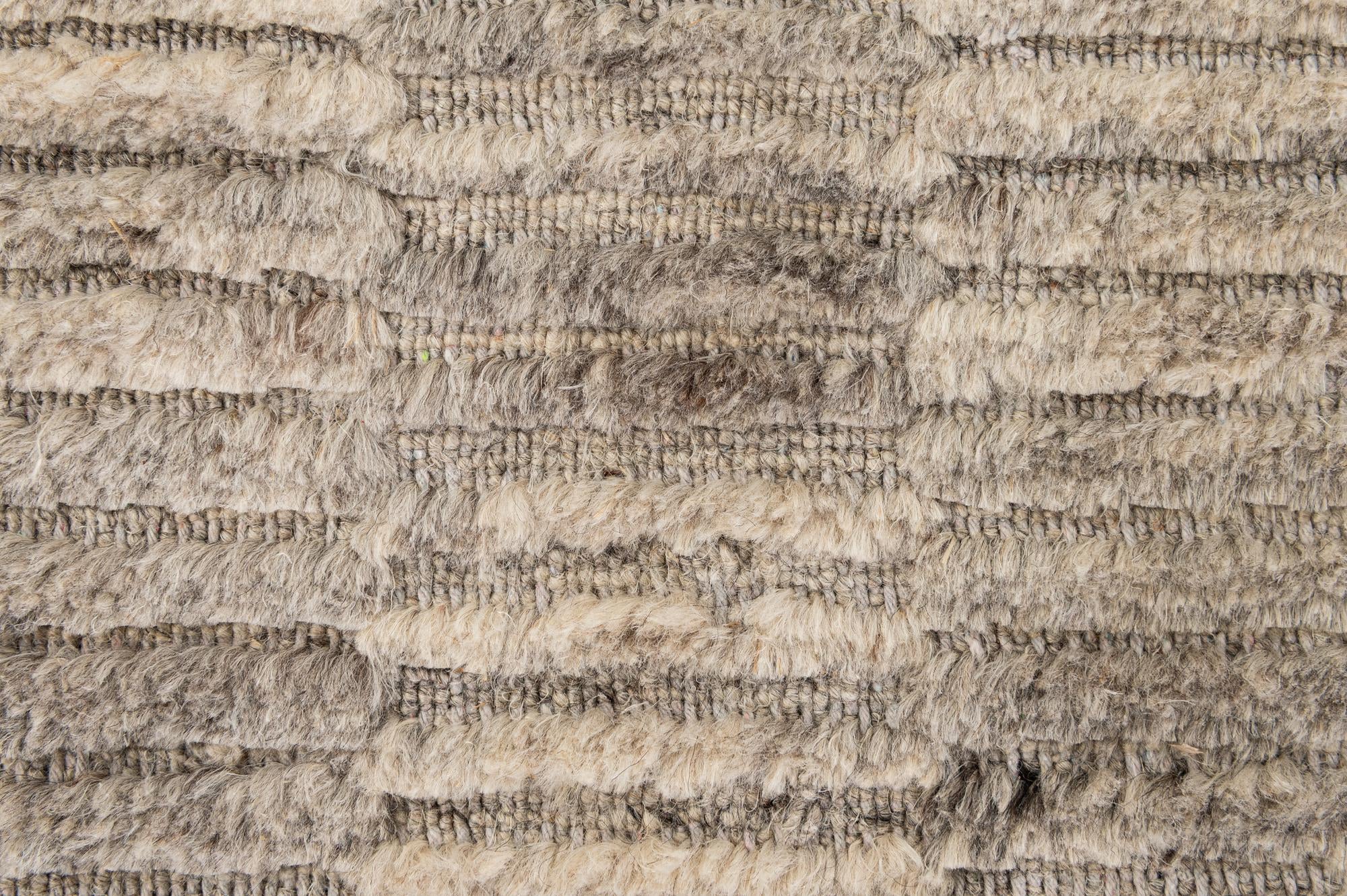 2' x 3' 2 Hand Knotted Lana New Zealand Wool Rug