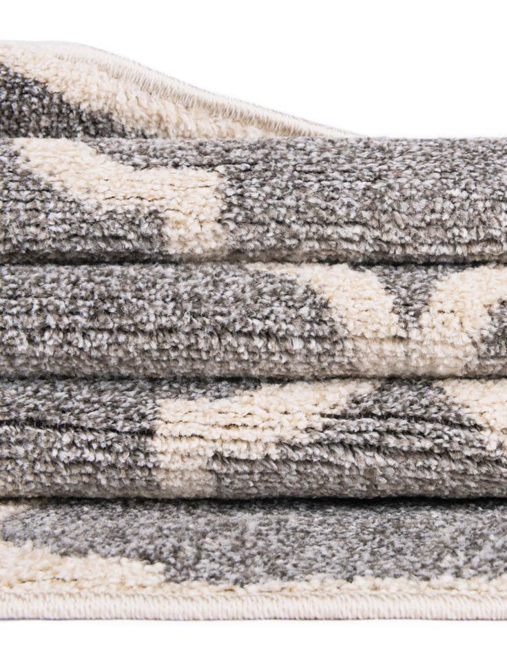 Detail image of 7' x 10' Lattice Rug