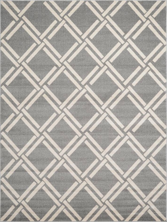 Detail image of 9' x 12' Lattice Rug