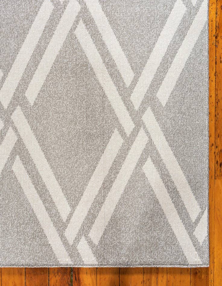 Detail image of 9' x 12' Lattice Rug
