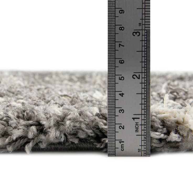 Detail image of 7' 10 x 10' Lattice Shag Rug