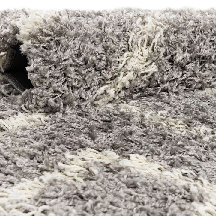 7' 10 x 10' Lattice Shag Rug