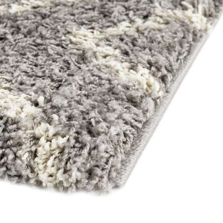 7' 10 x 10' Lattice Shag Rug