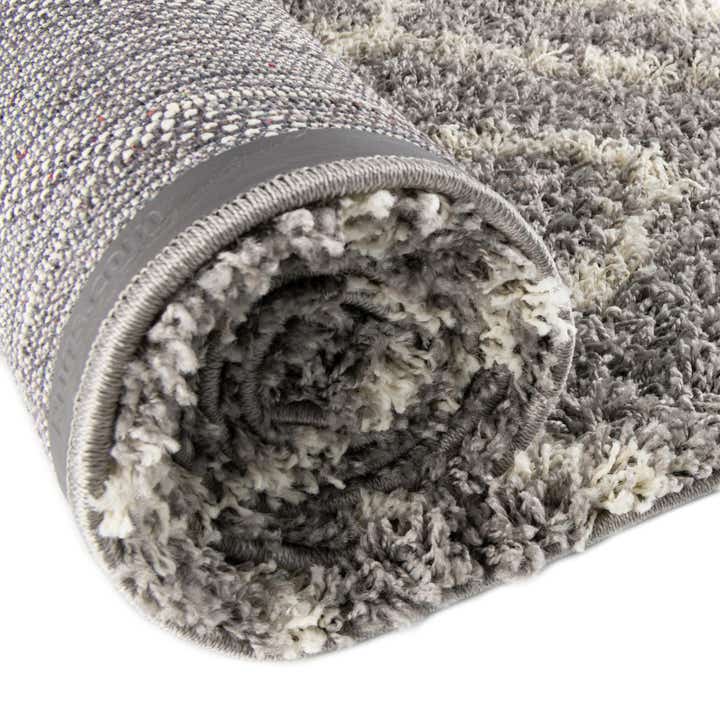 7' 10 x 10' Lattice Shag Rug