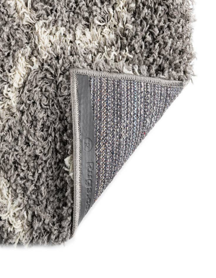 Detail image of 2' x 3' Lattice Shag Rug