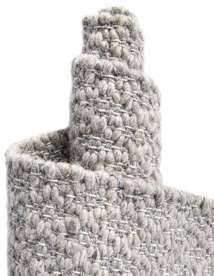 Detail image of 3' 3 x 5' 3 Hand Woven Lattice Wool Rug