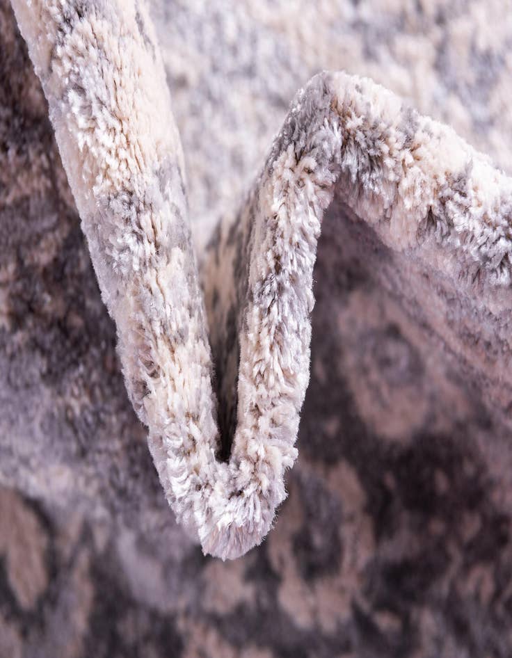 Detail image of 5' 3 x 8' Legacy Rug