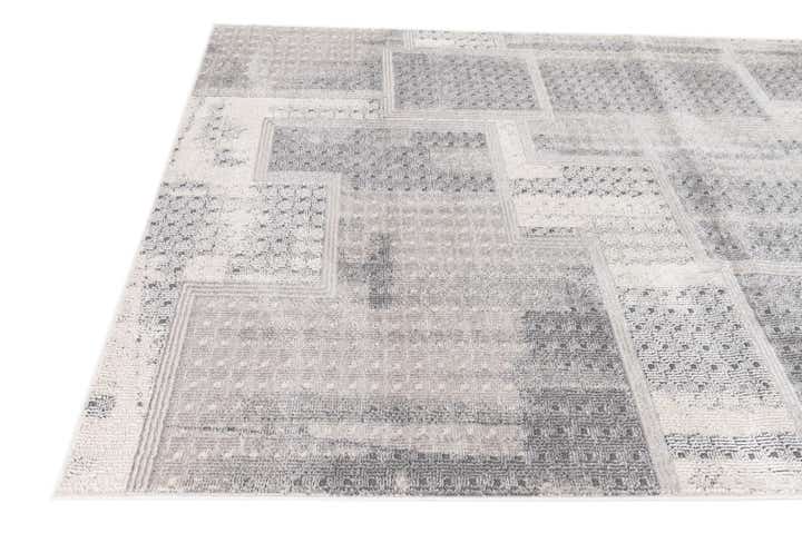 5' x 7' 4 Leipzig Rug