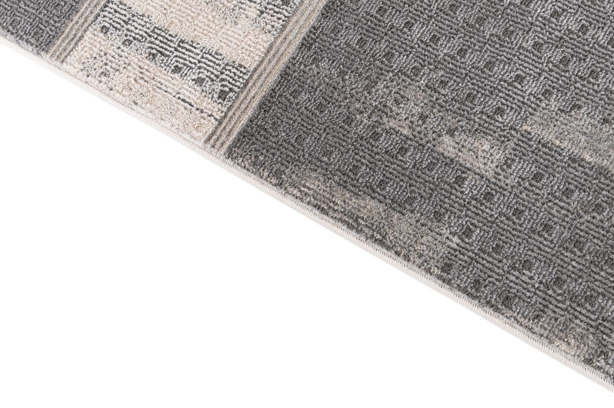 5' x 7' 4 Leipzig Rug