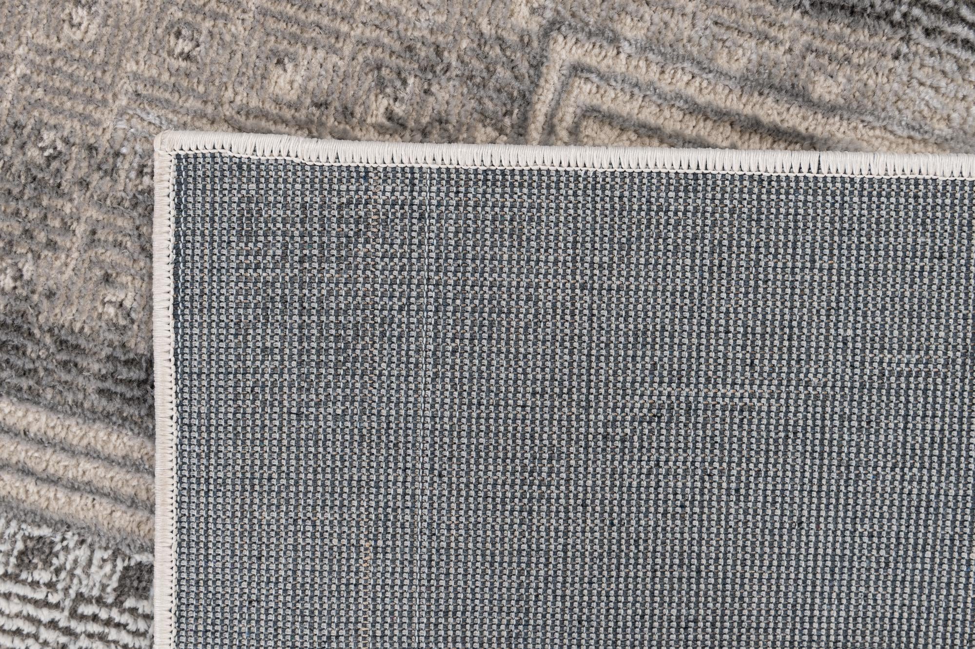 5' x 7' 4 Leipzig Rug