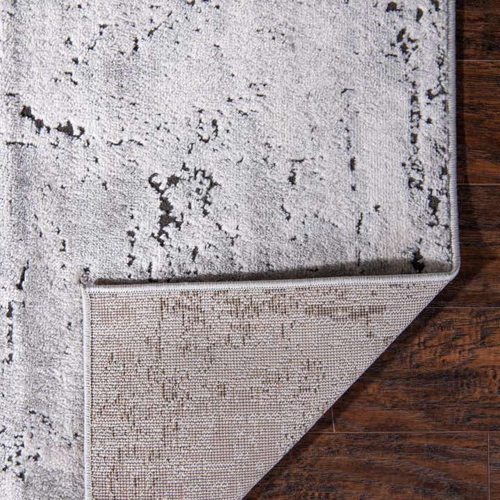 8' x 11' Leipzig Rug