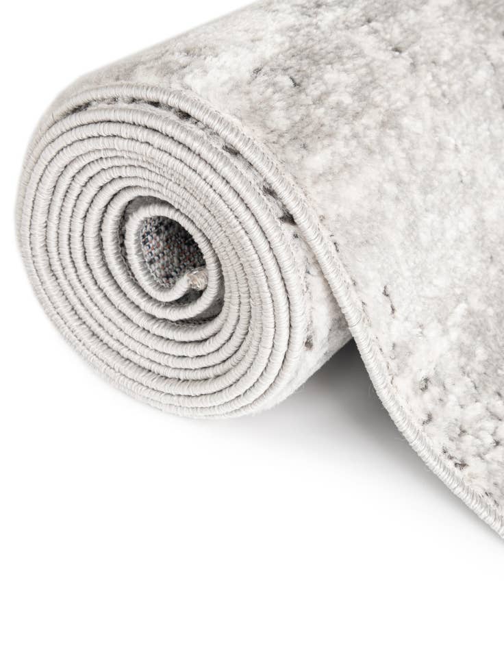 Detail image of 8' x 11' Leipzig Rug