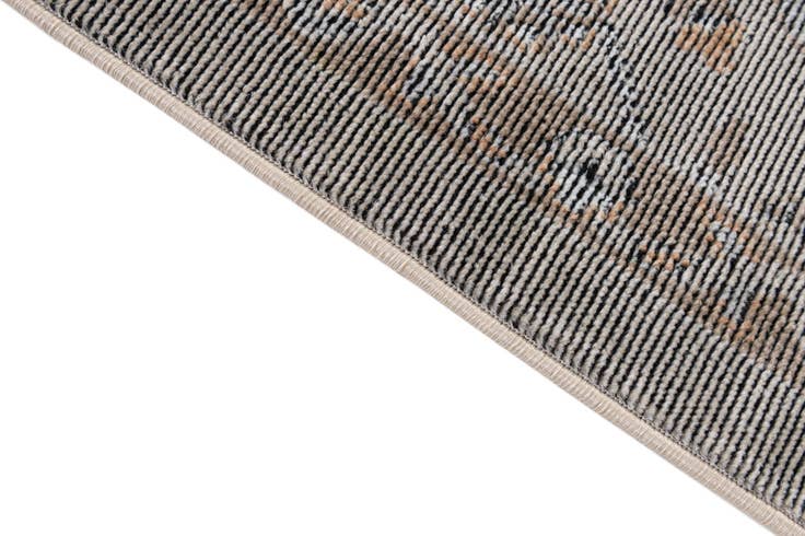 Detail image of 5' 5 x 7' 9 Lola Rug