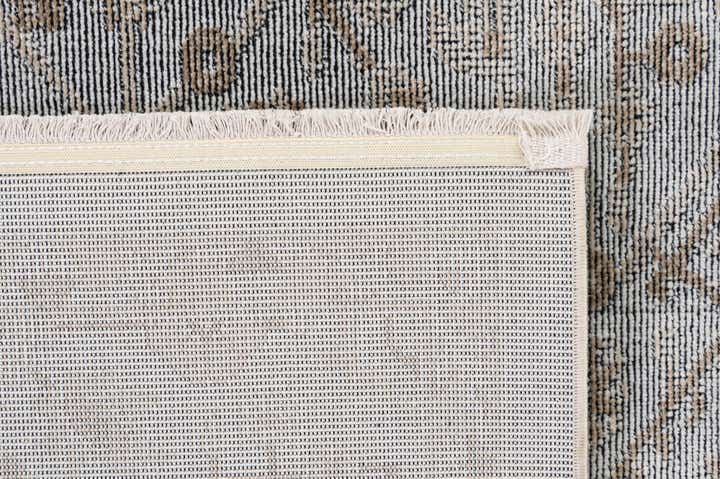 5' 5 x 7' 9 Lola Rug