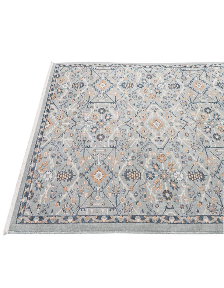 Detail image of 5' 4 x 7' 7 Lola Rug