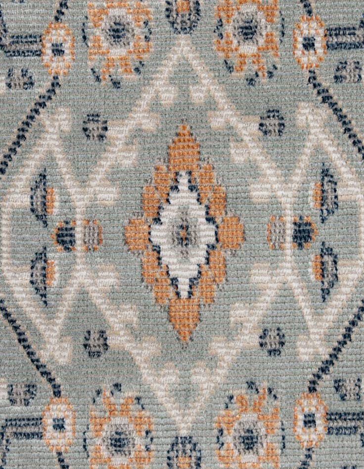 Detail image of 5' 4 x 7' 7 Lola Rug