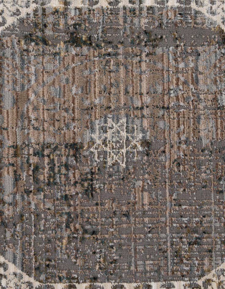 Detail image of 6' 7 x 9' 7 Lola Rug