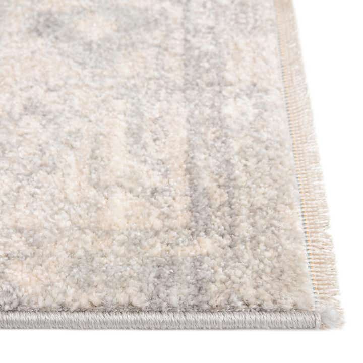 5' 3 x 8' Lola Rug