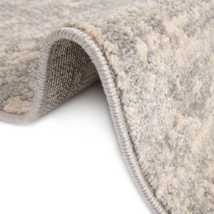 Detail image of 5' 3 x 8' Lola Rug