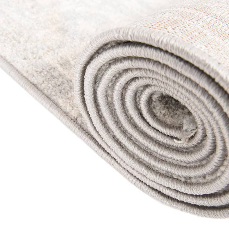 Detail image of 4' x 6' Lola Rug