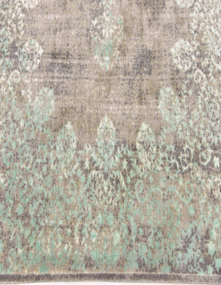 Detail image of 4' x 6' Luna Wool Rug