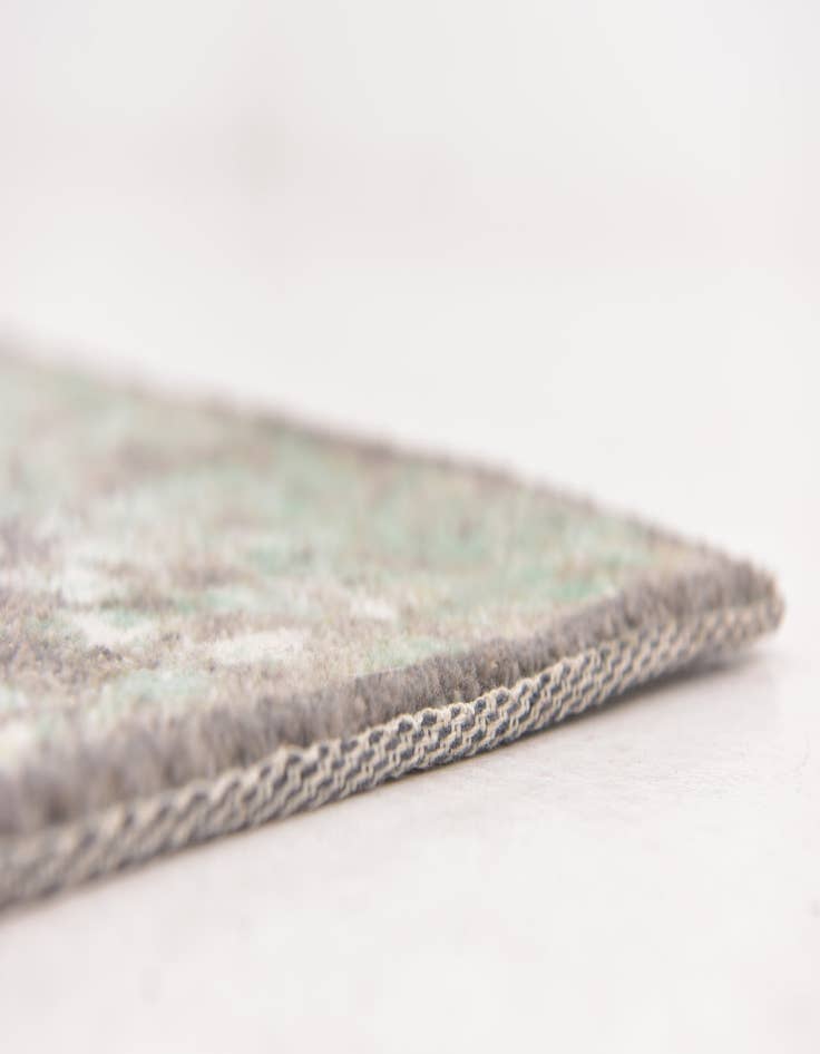 Detail image of 4' x 6' Luna Wool Rug