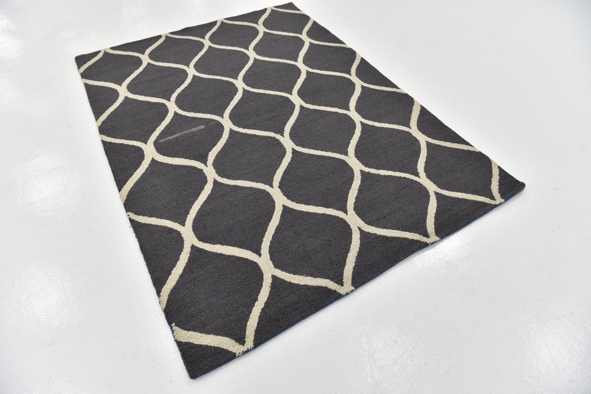 5' x 7' Luna Wool Rug