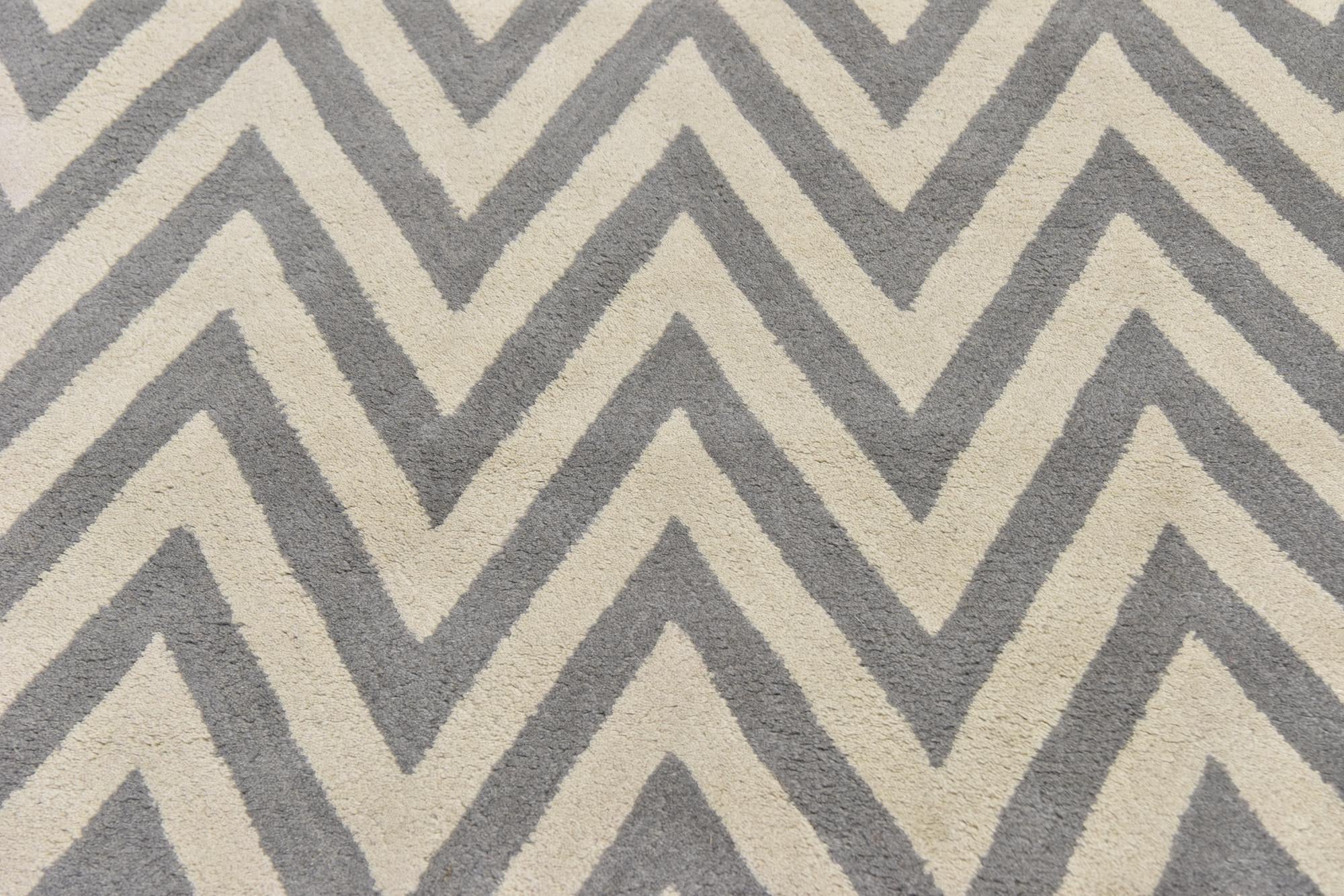 4' 10 x 7' 10 Luna Wool Rug