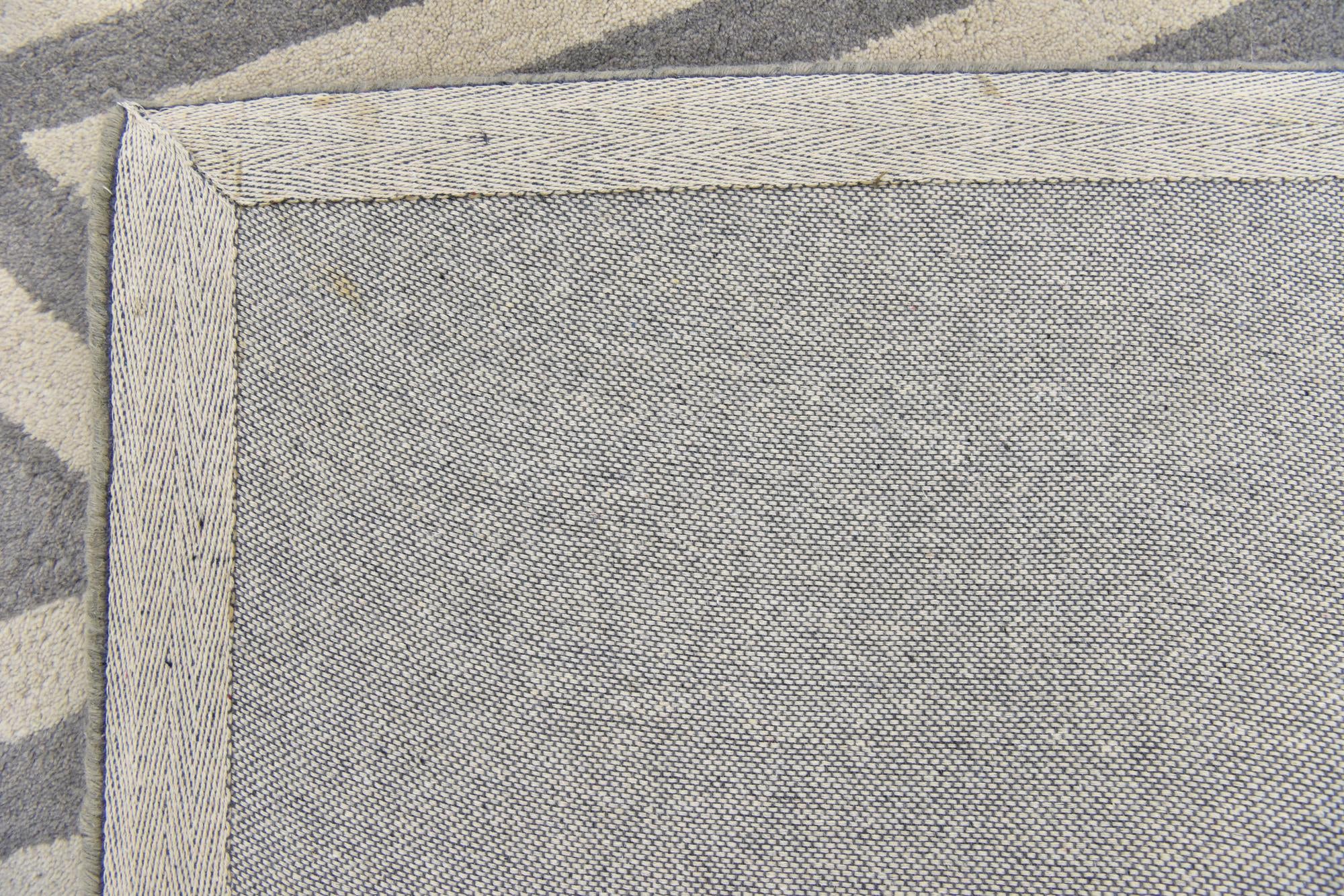 4' 10 x 7' 10 Luna Wool Rug