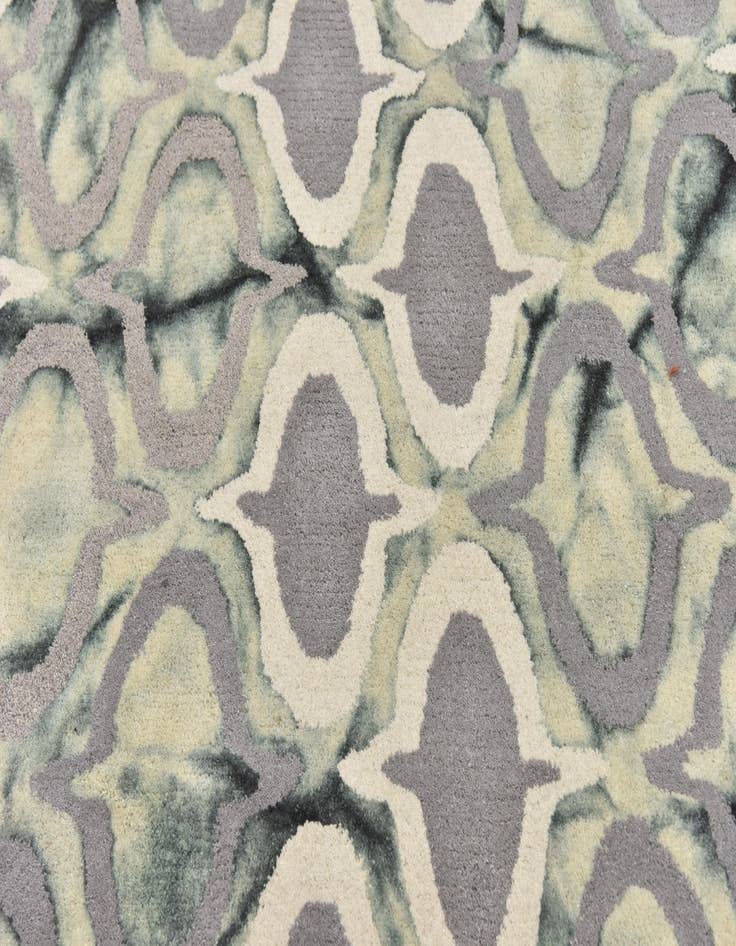 Detail image of 5' 3 x 7' 5 Luna Wool Rug