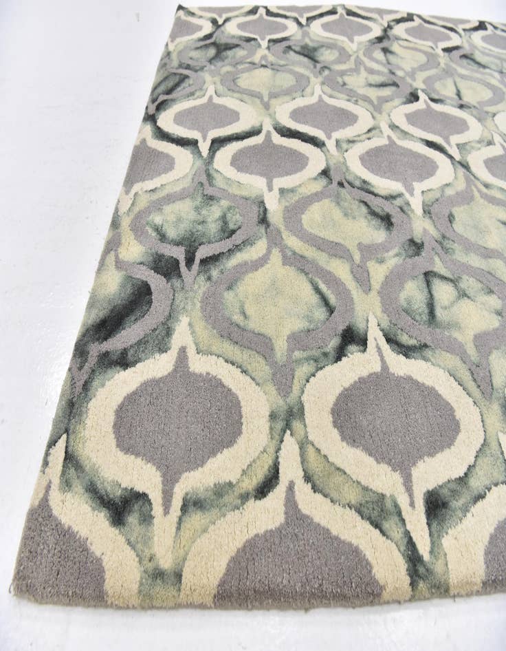 Detail image of 5' 3 x 7' 5 Luna Wool Rug