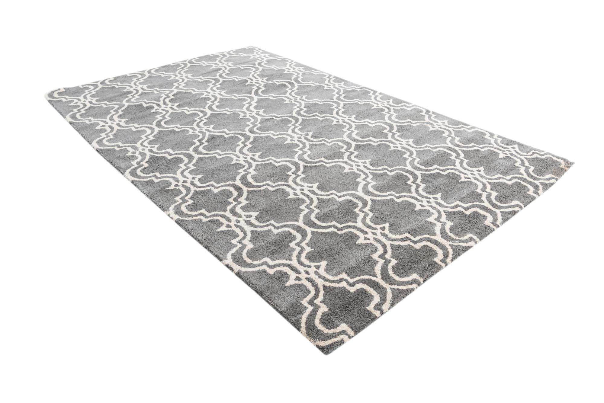 5' 1 x 8' Luna Rug