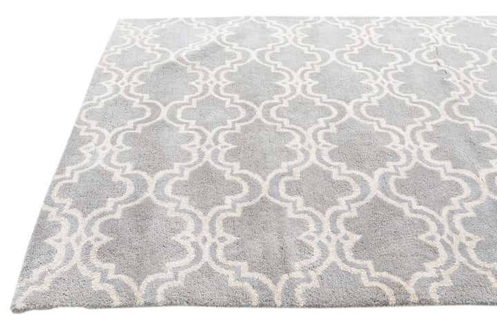 5' 1 x 7' 9 Luna Rug