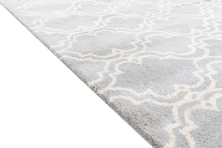 5' 1 x 7' 9 Luna Rug