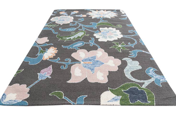 Detail image of 5' 1 x 8' Luna Rug