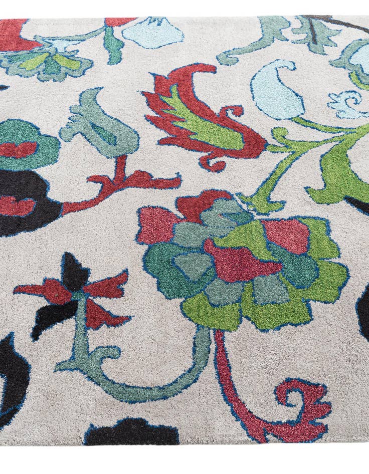 Detail image of 5' x 8' 1 Luna Rug