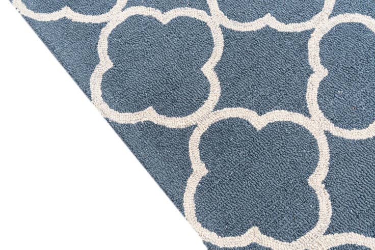 Detail image of 5' x 8' Luna Rug