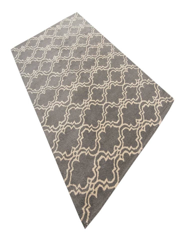 Detail image of 5' x 7' 10 Luna Rug