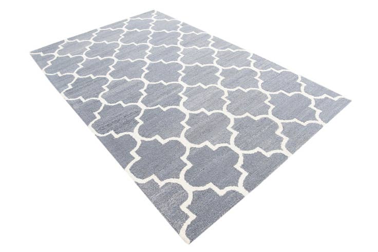 Detail image of 5' 1 x 8' 1 Luna Rug