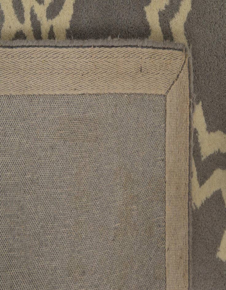 Detail image of 9' 1 x 11' 10 Luna Rug