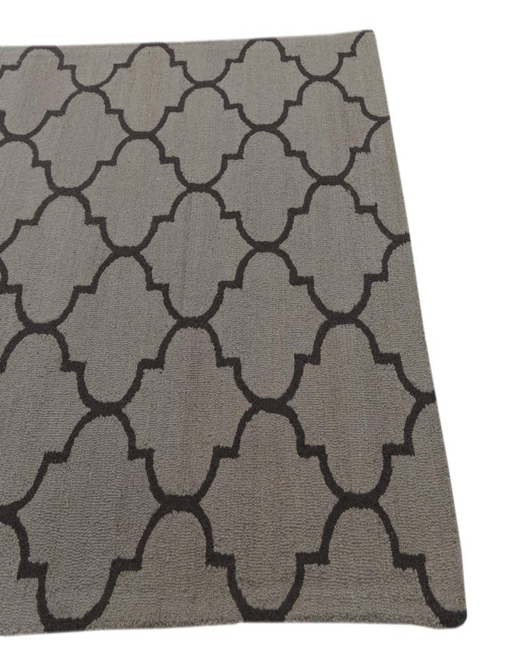 Detail image of 5' x 8' Luna Rug