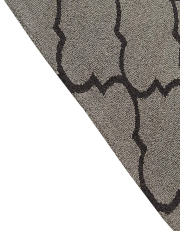 Detail image of 5' x 8' Luna Rug